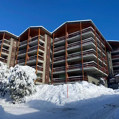 Ambassador 207 Apartman *